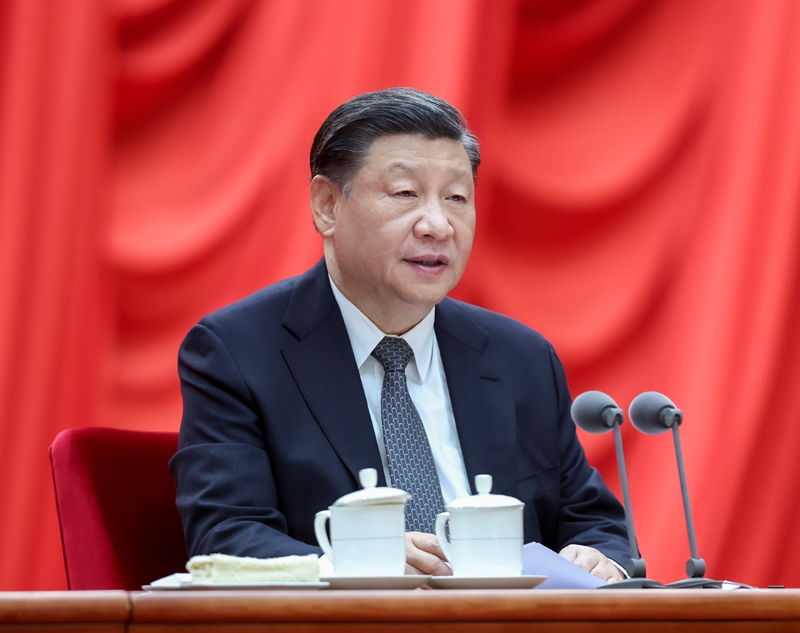 4月3日，學(xué)習(xí)貫徹習(xí)近平新時代中國特色社會主義思想主題教育工作會議在北京召開。中共中央總書記、國家主席、中央軍委主席習(xí)近平出席會議并發(fā)表重要講話。